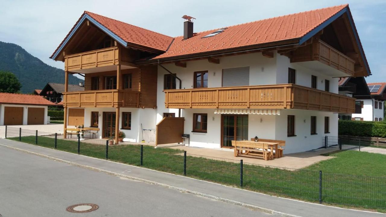 Fuchs Apartment *